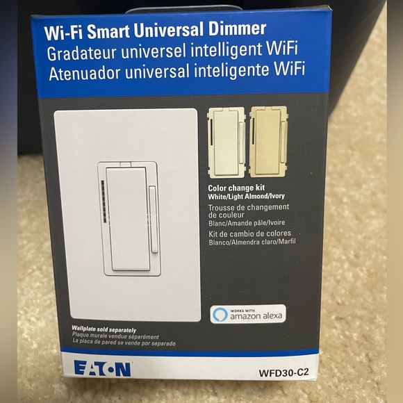 NIB Eaton Wi-Fi smart universal dimmer - Picture 1 of 5